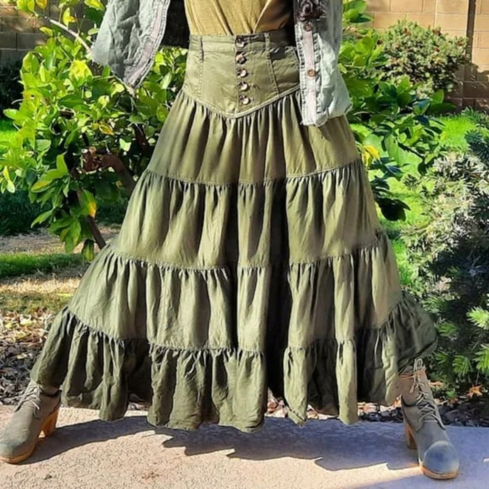 ANTHROPOLOGIE olive green prairie renaissance skirt